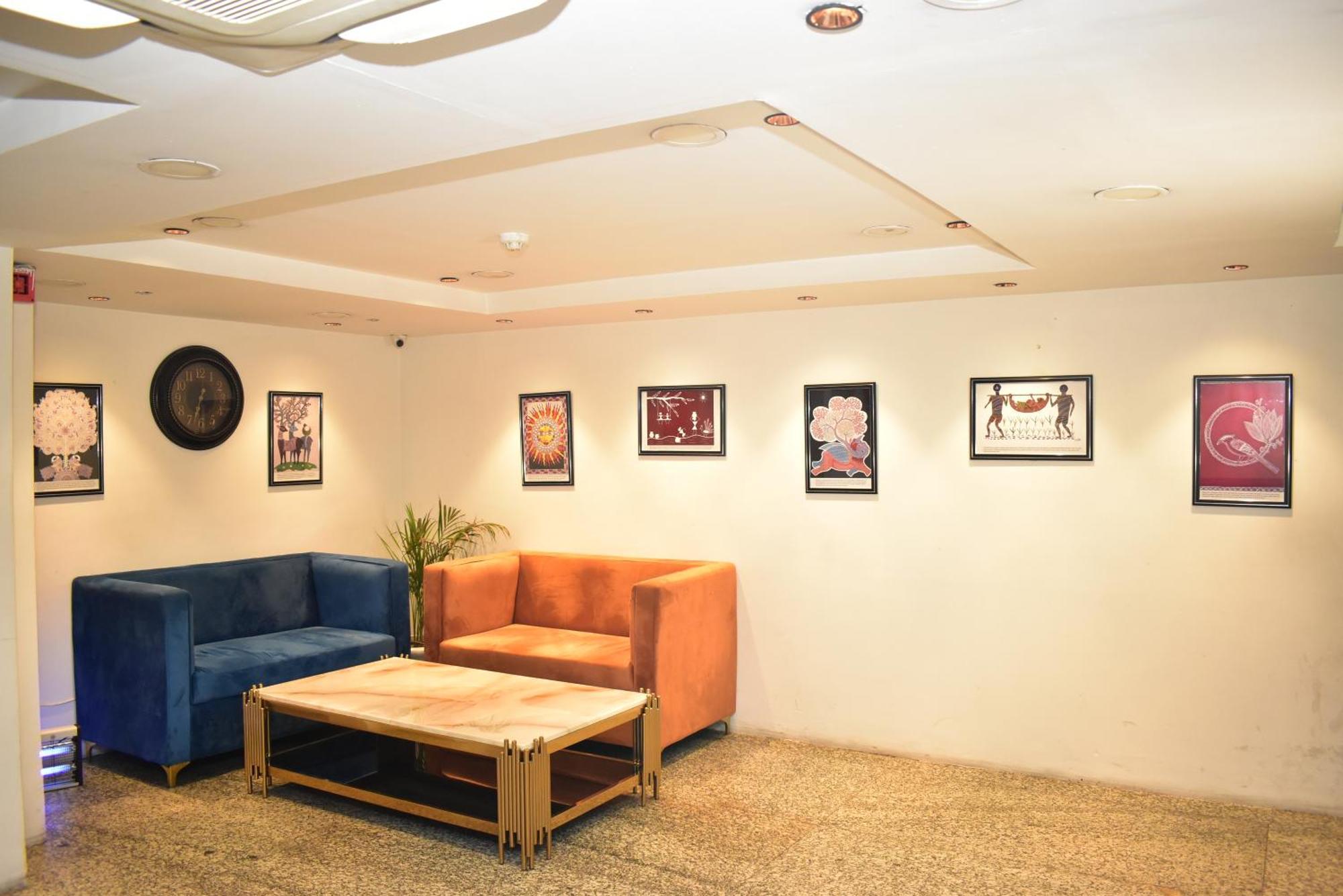 Hotel Golden Saffron By Qotel-Punjabi Bagh New Delhi Exterior photo